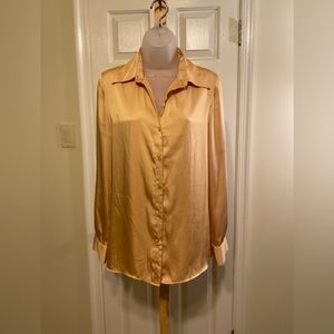 Jaclyn Smith - Woman’s gold color very silky button down shirt, Size: S